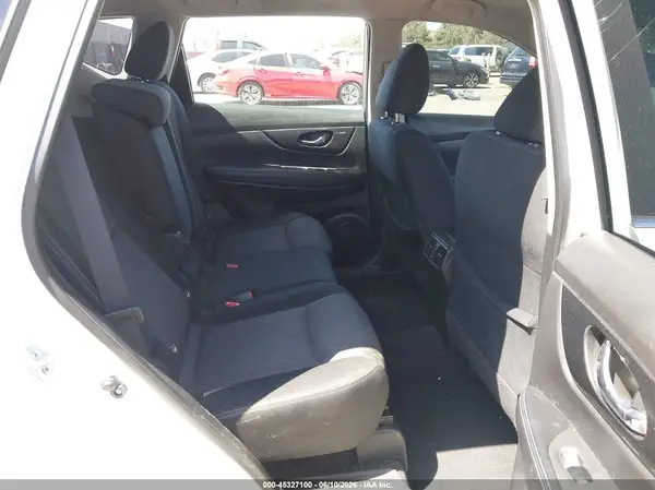 JN8AT2MT1HW133231 2017 NISSAN ROGUE - Image 8