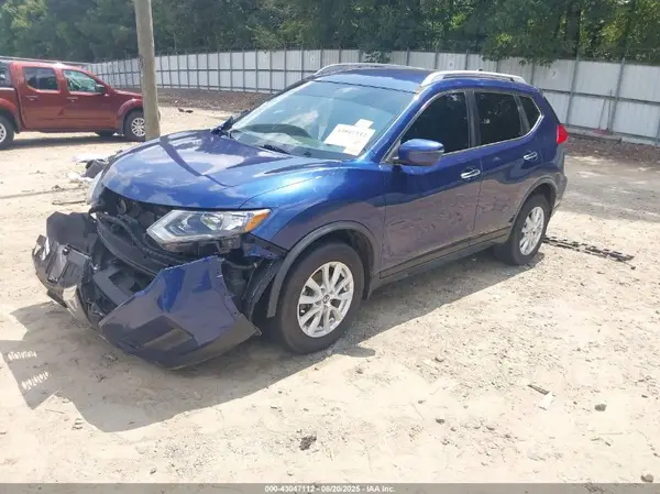 JN8AT2MT1HW133374 2017 NISSAN ROGUE - Image 2