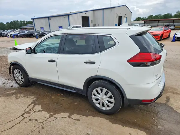JN8AT2MT1HW134458 2017 NISSAN ROGUE - Image 2