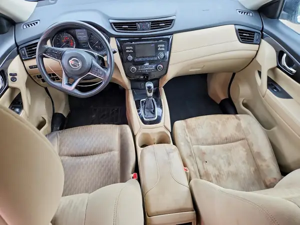 JN8AT2MT1HW134458 2017 NISSAN ROGUE - Image 8
