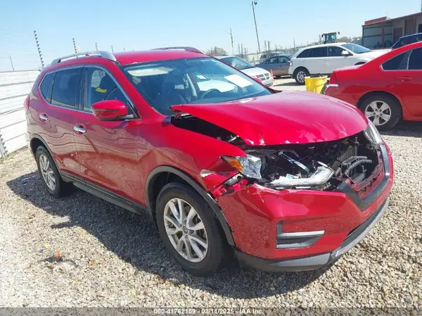 JN8AT2MT1HW134475 2017 NISSAN ROGUE - Image 1