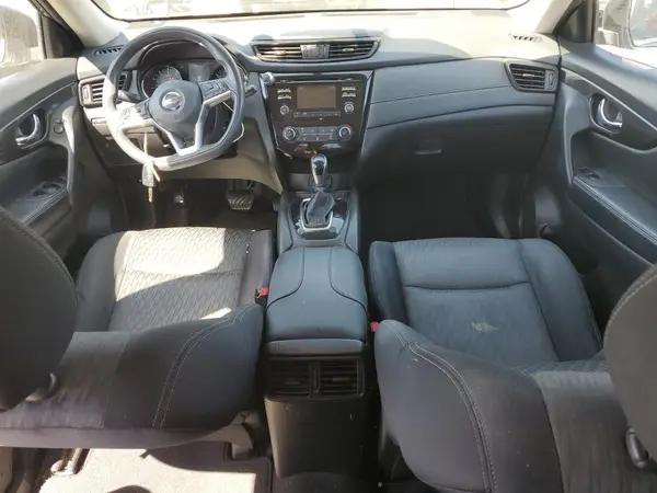 JN8AT2MT1HW137389 2017 NISSAN ROGUE - Image 8