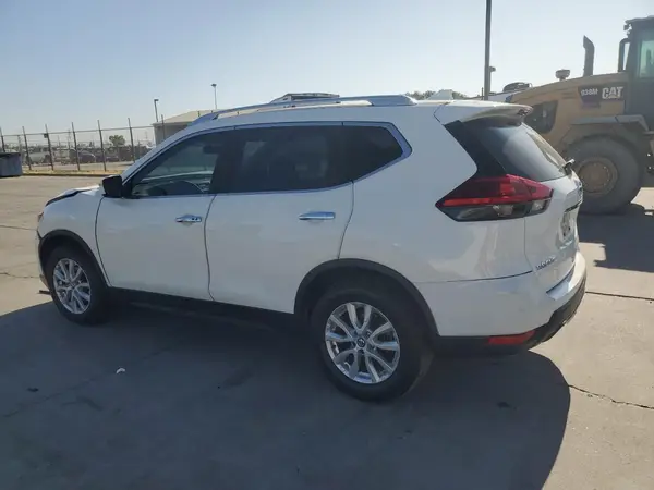 JN8AT2MT1HW137523 2017 NISSAN ROGUE - Image 2