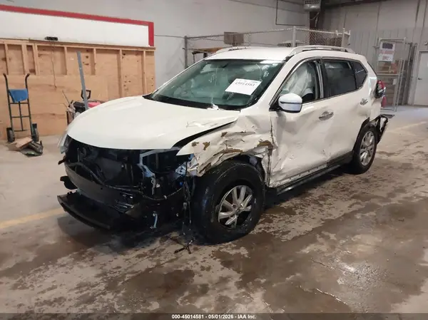 JN8AT2MT1HW141619 2017 NISSAN ROGUE - Image 2