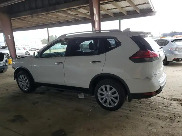 JN8AT2MT1HW142706 2017 NISSAN ROGUE - Image 2