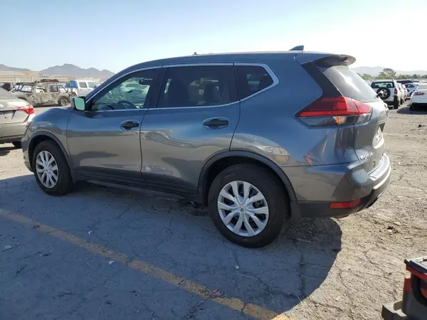 JN8AT2MT1HW143788 2017 NISSAN ROGUE - Image 2