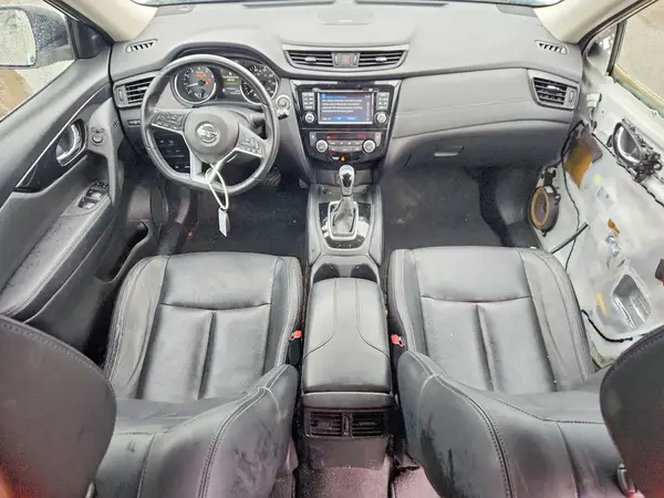 JN8AT2MT1HW146626 2017 NISSAN ROGUE - Image 8