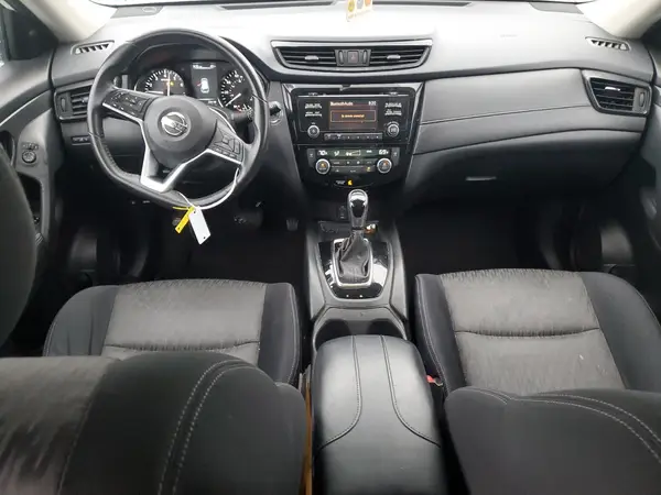JN8AT2MT1HW151812 2017 NISSAN ROGUE - Image 8