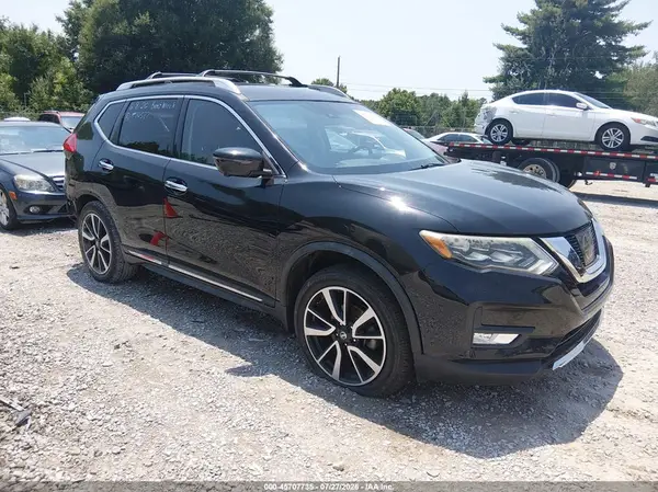 JN8AT2MT1HW151955 2017 NISSAN ROGUE - Image 1