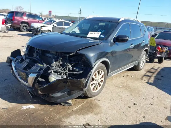 JN8AT2MT1HW152121 2017 NISSAN ROGUE - Image 2