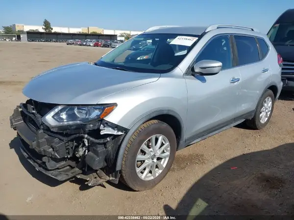 JN8AT2MT1HW153009 2017 NISSAN ROGUE - Image 2