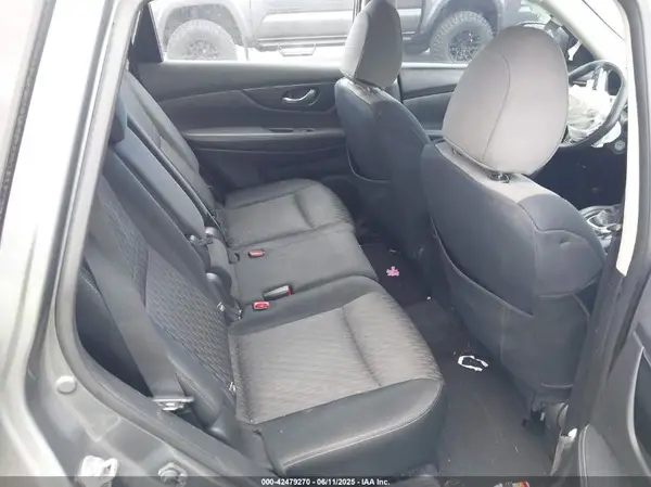 JN8AT2MT1HW381950 2017 NISSAN ROGUE - Image 8