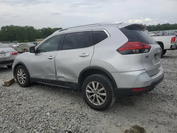 JN8AT2MT1HW382709 2017 NISSAN ROGUE - Image 2