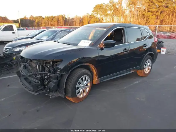 JN8AT2MT1HW383830 2017 NISSAN ROGUE - Image 2
