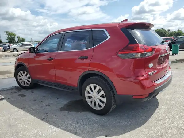 JN8AT2MT1HW385805 2017 NISSAN ROGUE - Image 2