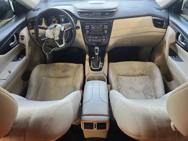 JN8AT2MT1HW386243 2017 NISSAN ROGUE - Image 8