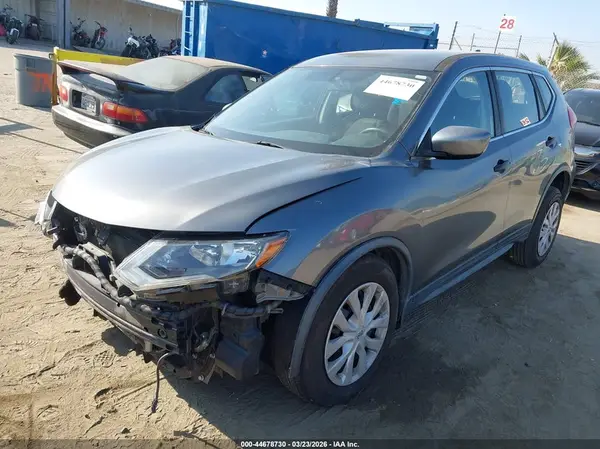 JN8AT2MT1HW389790 2017 NISSAN ROGUE - Image 2
