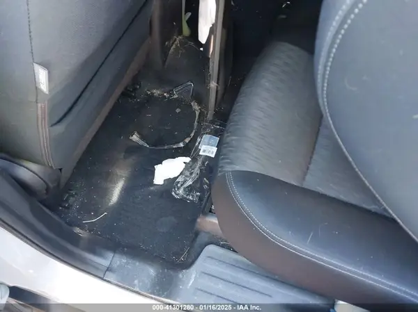 JN8AT2MT1HW390048 2017 NISSAN ROGUE - Image 8