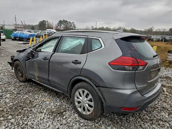 JN8AT2MT1HW390776 2017 NISSAN ROGUE - Image 2
