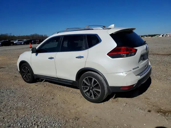 JN8AT2MT1HW391359 2017 NISSAN ROGUE - Image 2