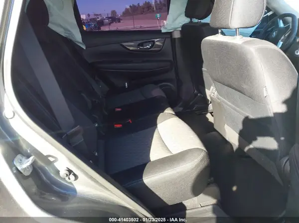 JN8AT2MT1HW391541 2017 NISSAN ROGUE - Image 8