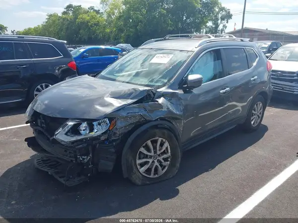 JN8AT2MT1HW395363 2017 NISSAN ROGUE - Image 2
