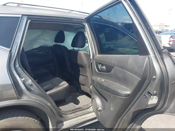 JN8AT2MT1HW395363 2017 NISSAN ROGUE - Image 8