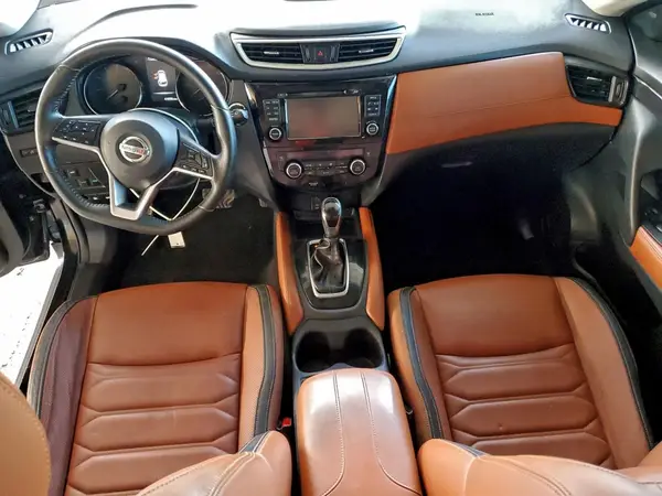 JN8AT2MT1HW396979 2017 NISSAN ROGUE - Image 8