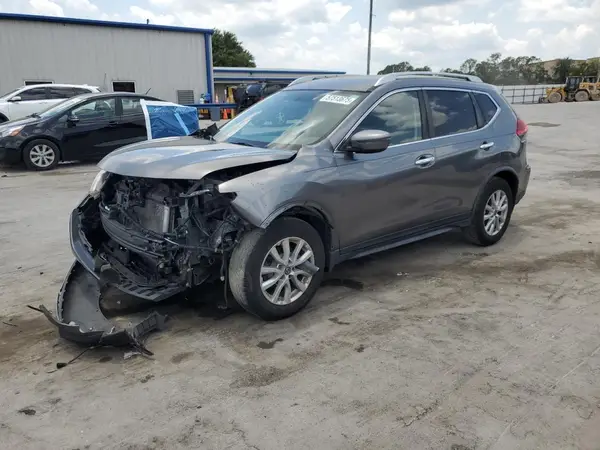 JN8AT2MT1HW400349 2017 NISSAN ROGUE - Image 1