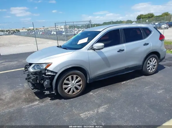 JN8AT2MT1HW400707 2017 NISSAN ROGUE - Image 2
