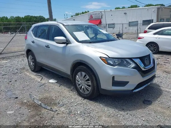 JN8AT2MT1HW402246 2017 NISSAN ROGUE - Image 1