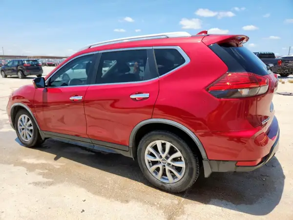 JN8AT2MT1HW403204 2017 NISSAN ROGUE - Image 2