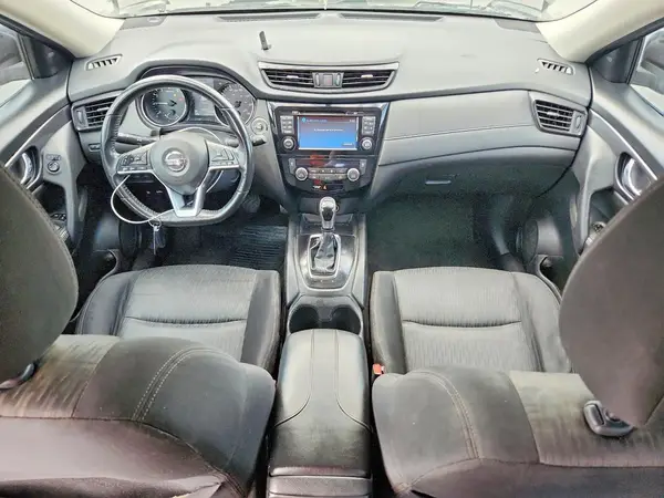 JN8AT2MT1HW404336 2017 NISSAN ROGUE - Image 8