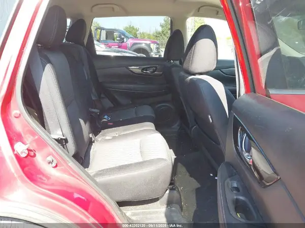 JN8AT2MT1HW406247 2017 NISSAN ROGUE - Image 8