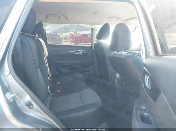 JN8AT2MT1HW406720 2017 NISSAN ROGUE - Image 8
