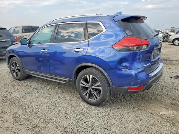 JN8AT2MT1HW406815 2017 NISSAN ROGUE - Image 2