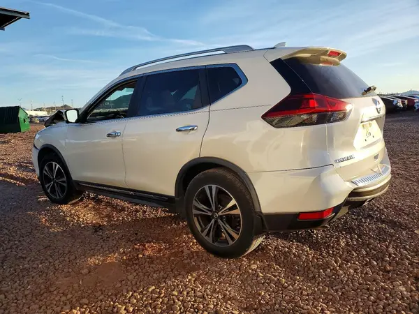 JN8AT2MT1JW453784 2018 NISSAN ROGUE - Image 2