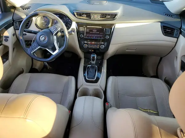 JN8AT2MT1JW453784 2018 NISSAN ROGUE - Image 8