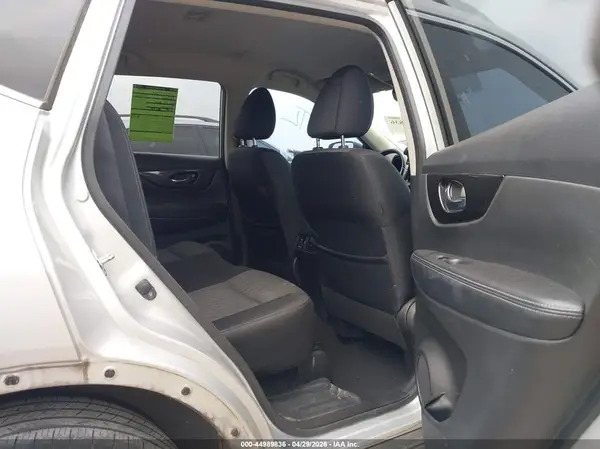 JN8AT2MT1JW454739 2018 NISSAN ROGUE - Image 8