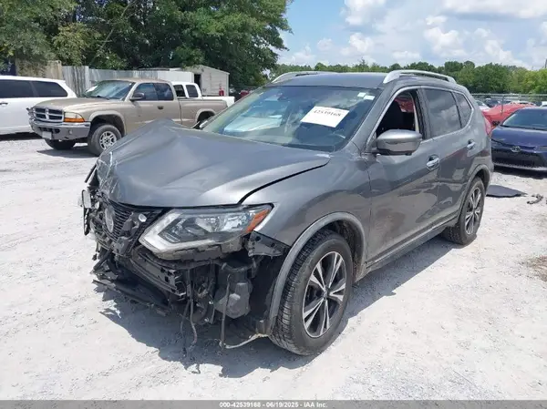 JN8AT2MT1JW456068 2018 NISSAN ROGUE - Image 2