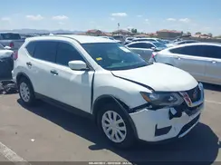 JN8AT2MT1JW459763 2018 NISSAN ROGUE