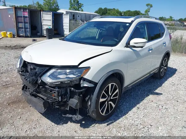 JN8AT2MT1JW466406 2018 NISSAN ROGUE - Image 2