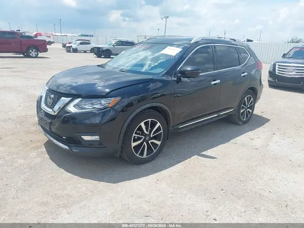 JN8AT2MT1JW467734 2018 NISSAN ROGUE - Image 2