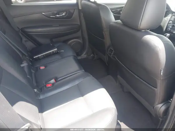 JN8AT2MT1JW467734 2018 NISSAN ROGUE - Image 8