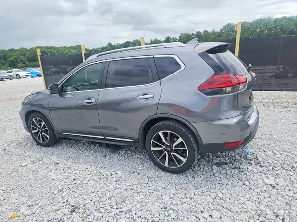 JN8AT2MT1JW467877 2018 NISSAN ROGUE - Image 2