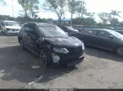 JN8AT2MT1JW468592 2018 NISSAN ROGUE