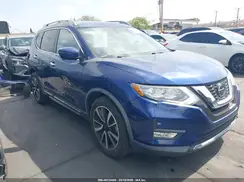 JN8AT2MT1JW485148 2018 NISSAN ROGUE