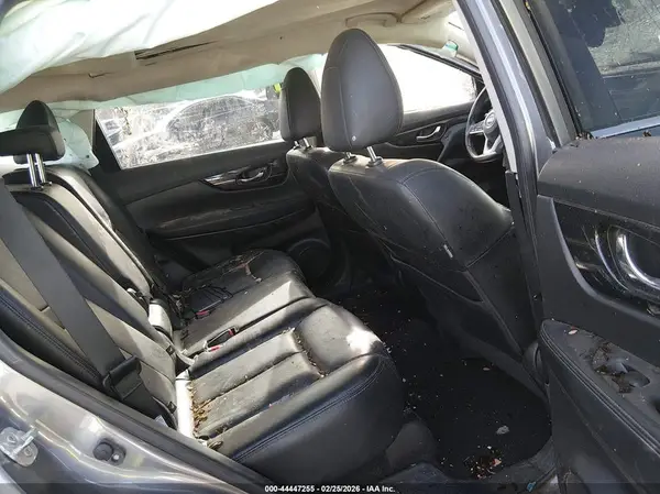 JN8AT2MT1JW486820 2018 NISSAN ROGUE - Image 8