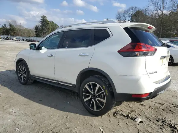 JN8AT2MT1JW487143 2018 NISSAN ROGUE - Image 2