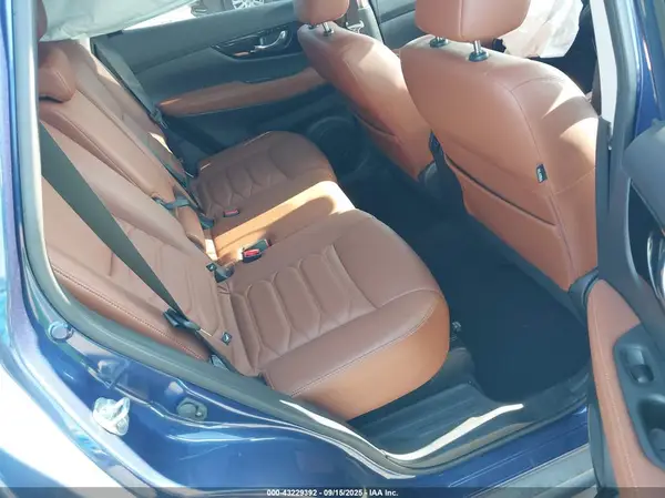 JN8AT2MT1JW488812 2018 NISSAN ROGUE - Image 8